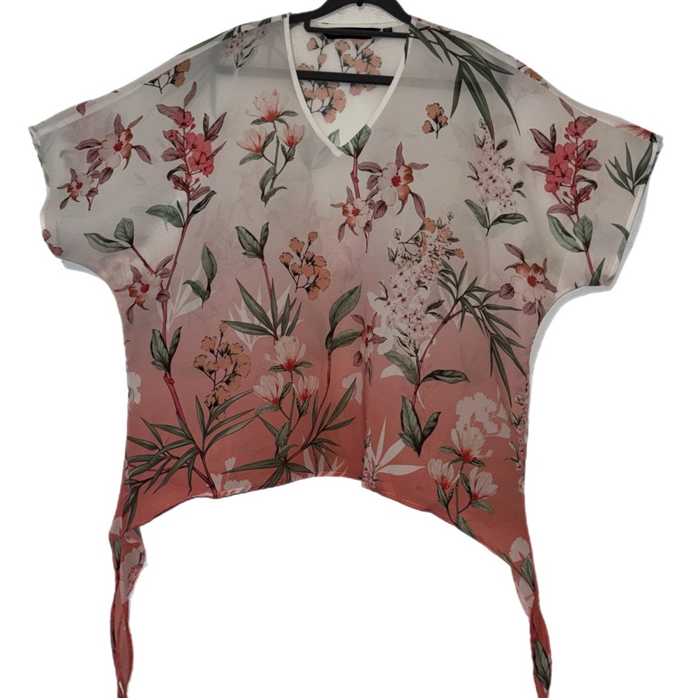 Colleen Lopez Floral V-Neck Women's Top - Pink and White Oversized